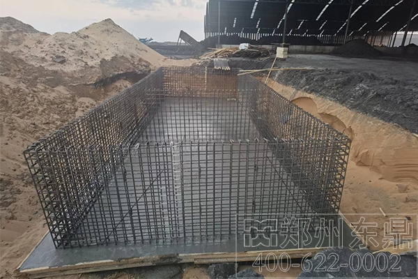 內(nèi)蒙古伊旗煤泥烘干機基礎建設施工現(xiàn)場